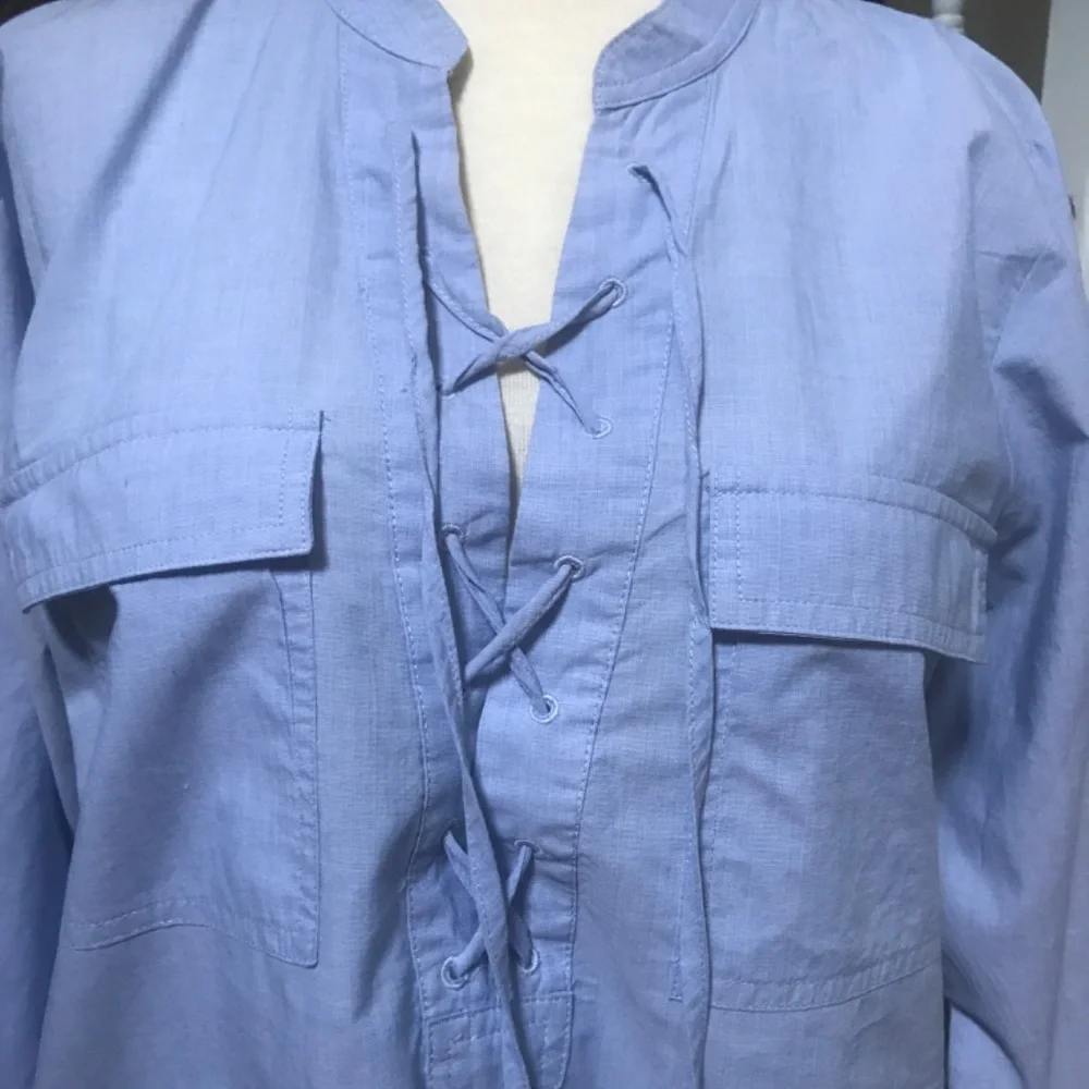 Madewell shirt. - Picture 2 of 9